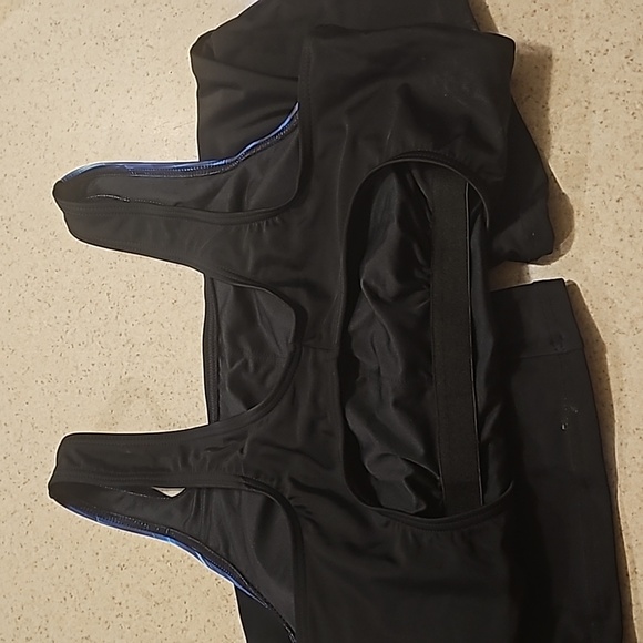 Swimsuit - Picture 6 of 10